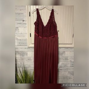 David’s Bridal Bridesmaid Dress - Size 18 - Color Wine